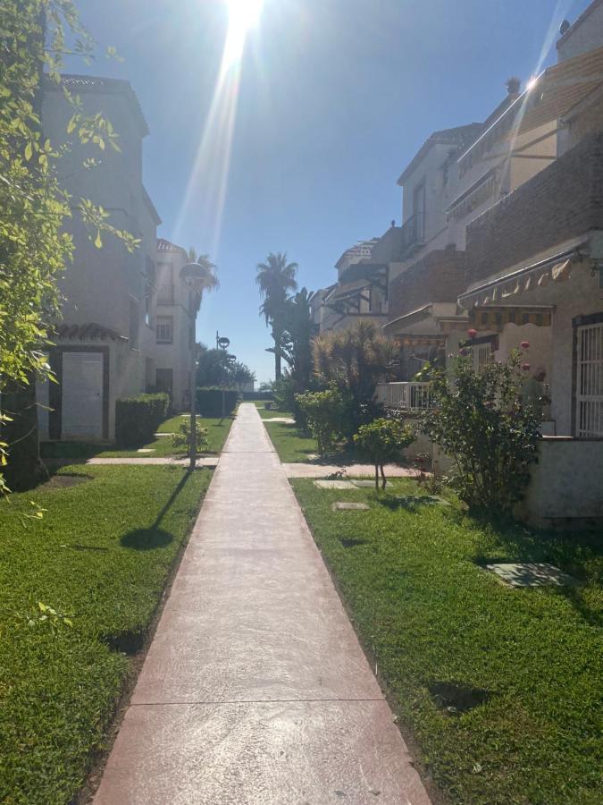 Casa Pandora Apartamento Duplex Atico, Primera Linea De Playa Torrox Dış mekan fotoğraf
