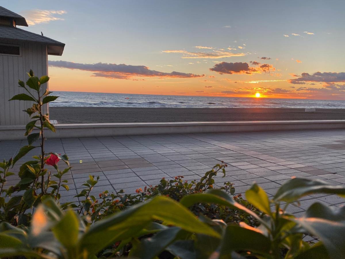 Casa Pandora Apartamento Duplex Atico, Primera Linea De Playa Torrox Dış mekan fotoğraf